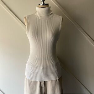 A.L.C.  Ribbed Turtleneck Sleeveless Top - L